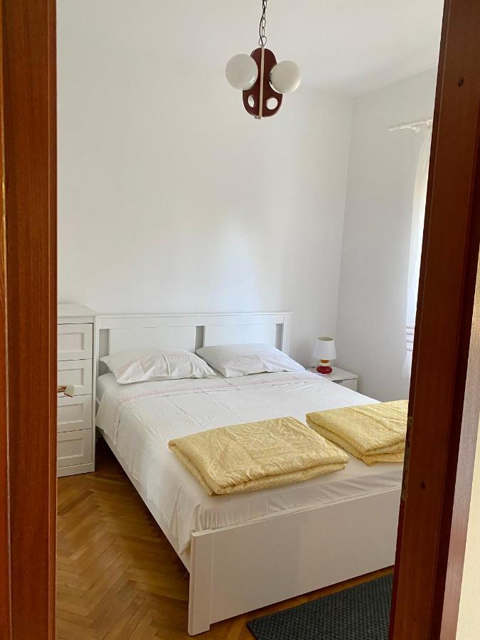 Apartmani Luka Zrnovo Exterior foto